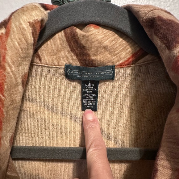 Ralph Lauren Large Geometric Aztec Southwest Leather Buckle Knit Sweater
Jacket - Picture 4 of 5